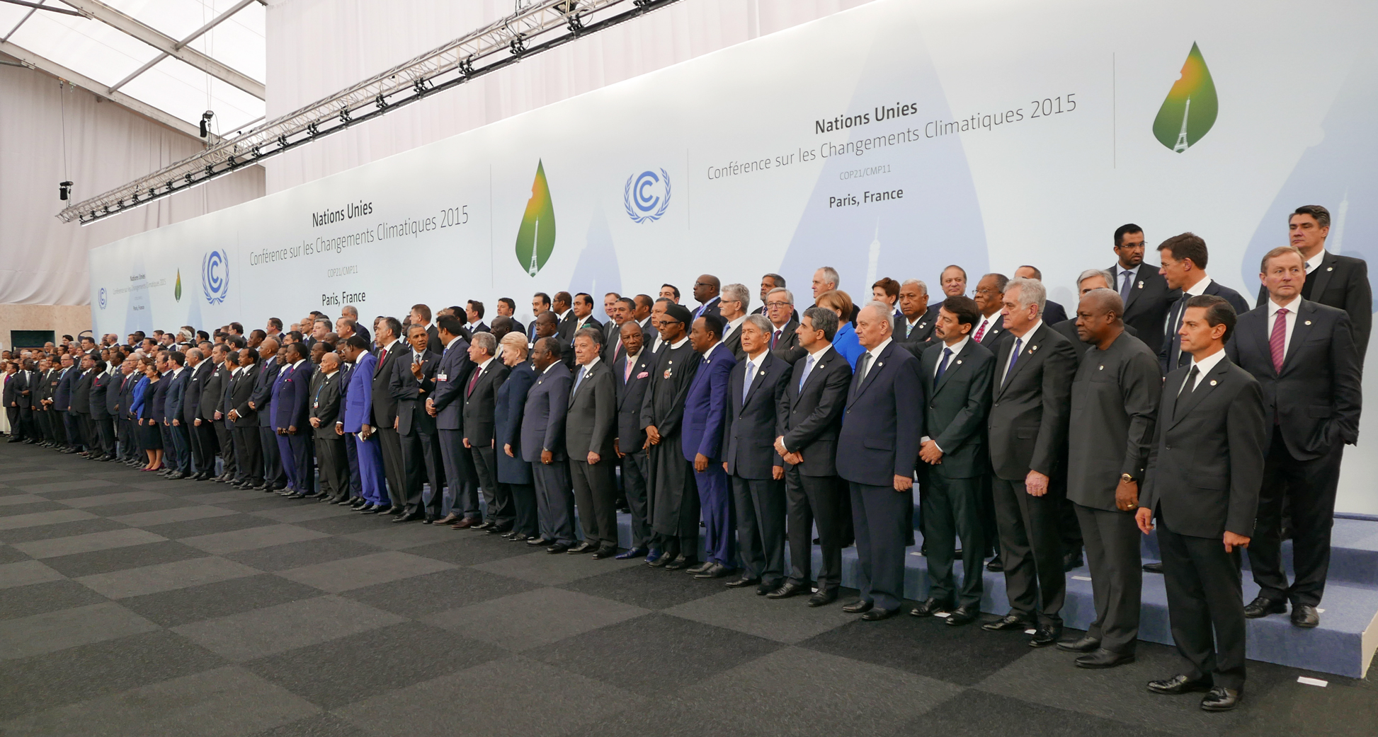 COP 21 - 30 nov 2015 - Líderes de Estado - Dentre Obama e Merkel